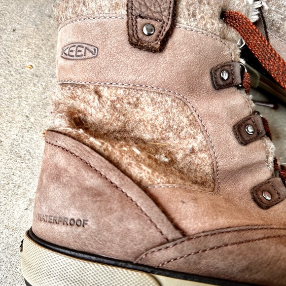 Keen Tan Waterproof Boots with Wool Accents - Picture 2 of 11